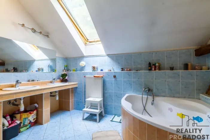 Prodej rodinného domu, Stochov, Okružní, 819 m2