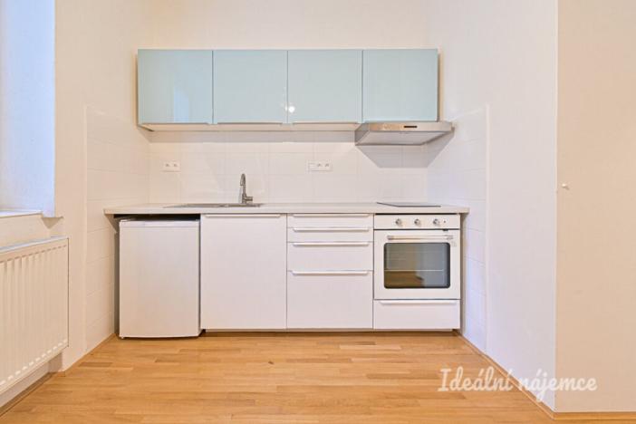Pronájem bytu 2+kk, Brno, Mrkosova, 33 m2