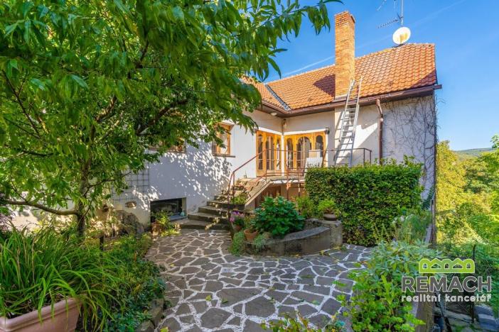 Prodej rodinného domu, Strání, nám. P. St. Spáčila, 500 m2