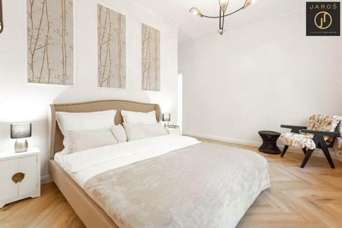 Prodej bytu 4+1, Karlovy Vary, Vřídelní, 127 m2