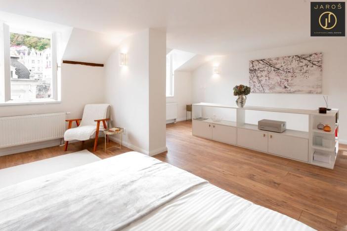 Prodej bytu 4+1, Karlovy Vary, Vřídelní, 127 m2