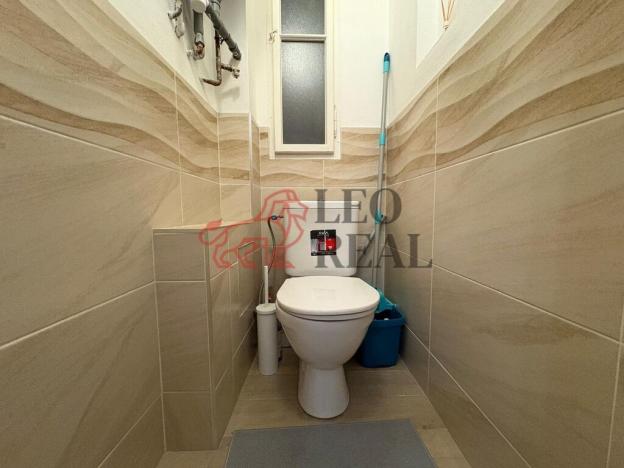 Pronájem bytu 1+1, Praha - Vršovice, 28. pluku, 43 m2