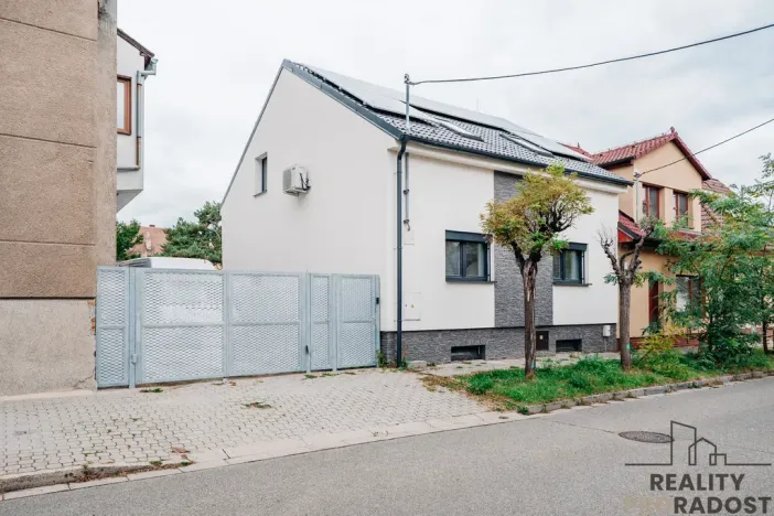 Prodej rodinného domu, Hodonín, Bezručova, 158 m2