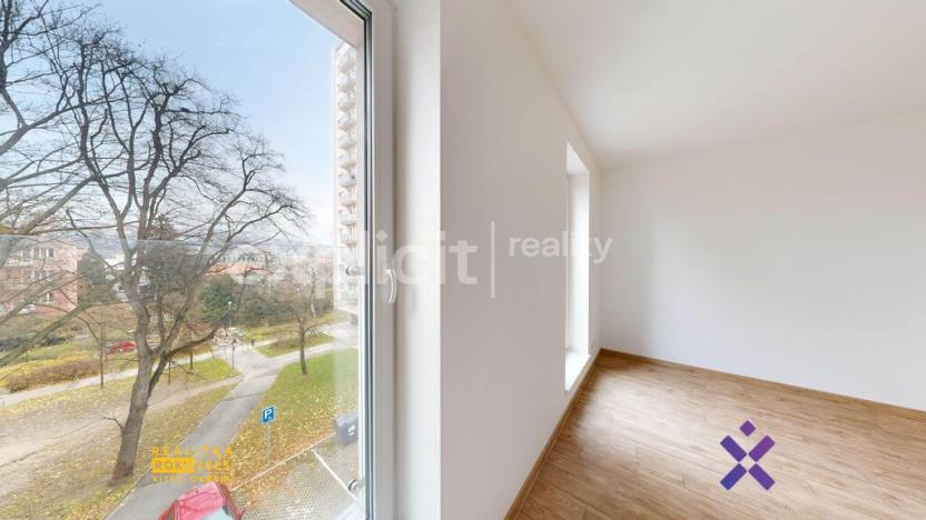 Prodej bytu 2+kk, Zlín, Lorencova, 61 m2