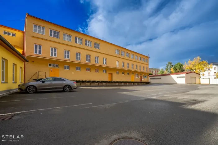 Pronájem skladu, Krnov, Revoluční, 229 m2