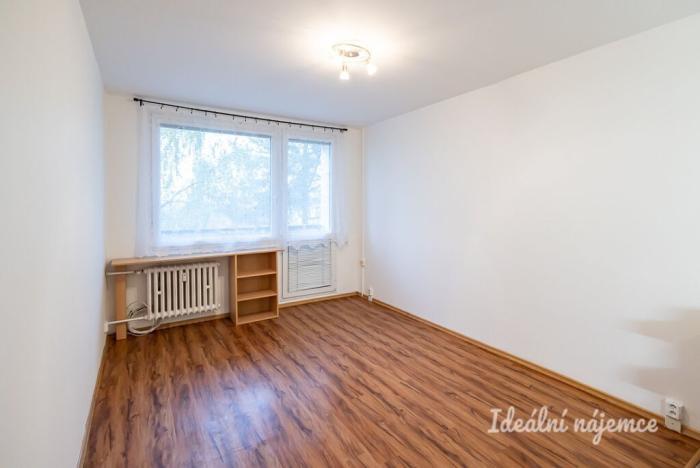 Pronájem bytu 2+kk, Praha - Prosek, Litvínovská, 39 m2