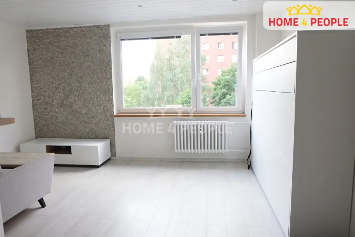 Pronájem bytu 1+kk, Brno - Židenice, Valtická, 30 m2