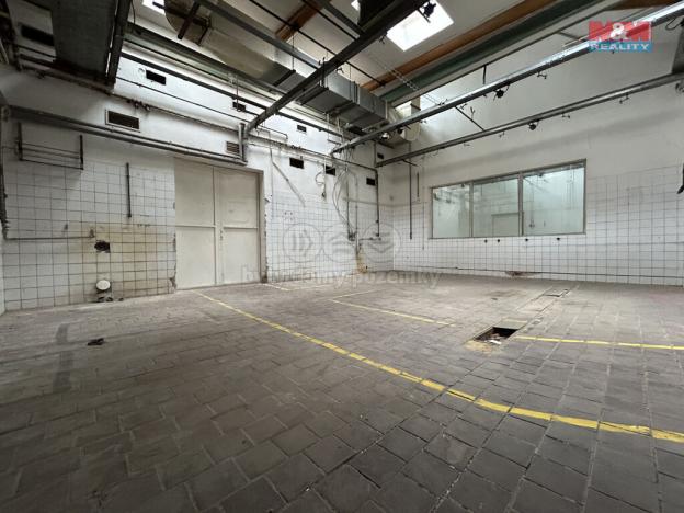Pronájem skladu, Jirkov, Mostecká, 380 m2