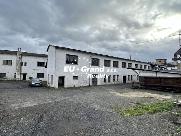 Prodej obchodního prostoru, Varnsdorf, Dvořákova, 3045 m2