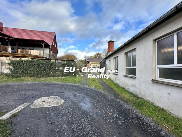 Prodej obchodního prostoru, Varnsdorf, Dvořákova, 3045 m2