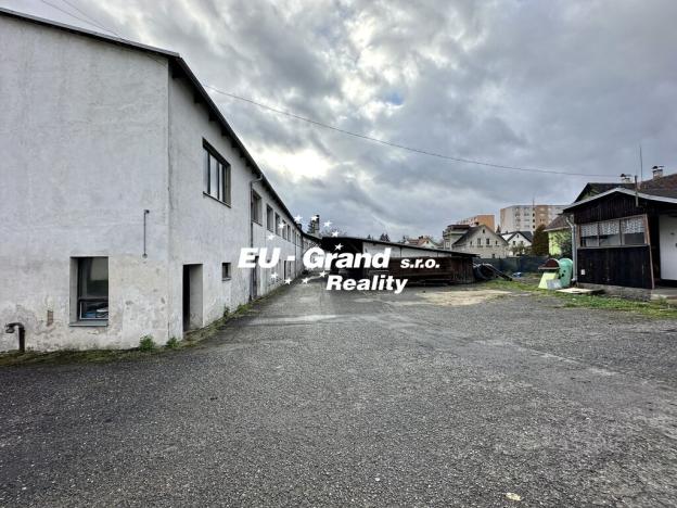 Prodej obchodního prostoru, Varnsdorf, Dvořákova, 3045 m2