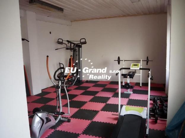 Prodej obchodního prostoru, Varnsdorf, Dvořákova, 3045 m2