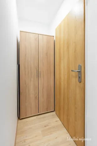 Pronájem bytu 1+kk, Praha - Stodůlky, Amforová, 22 m2