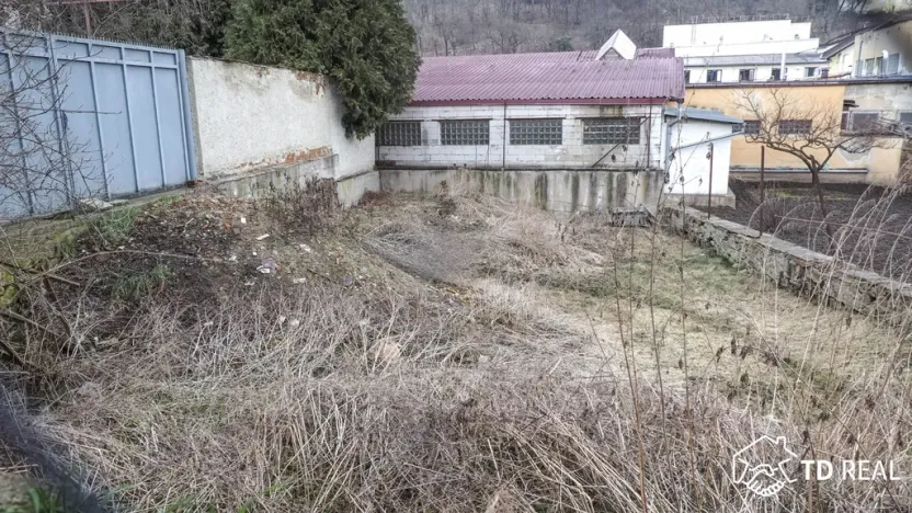 Prodej rodinného domu, Černá Hora, nám. Míru, 295 m2