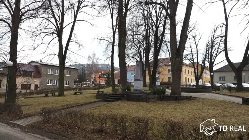 Prodej rodinného domu, Černá Hora, nám. Míru, 295 m2