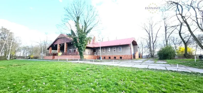 Prodej obchodního prostoru, Kralupy nad Vltavou, Hostivítova, 485 m2