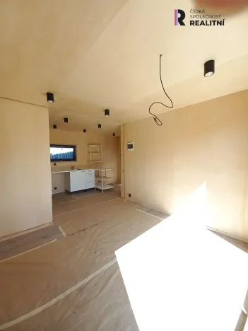 Prodej rodinného domu, Ostrov - Vykmanov, 34 m2
