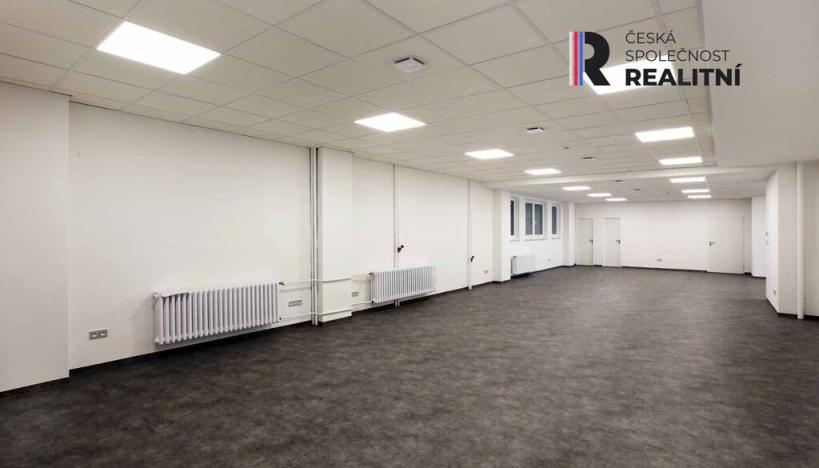 Pronájem obchodního prostoru, Zlín, Kvítková, 314 m2