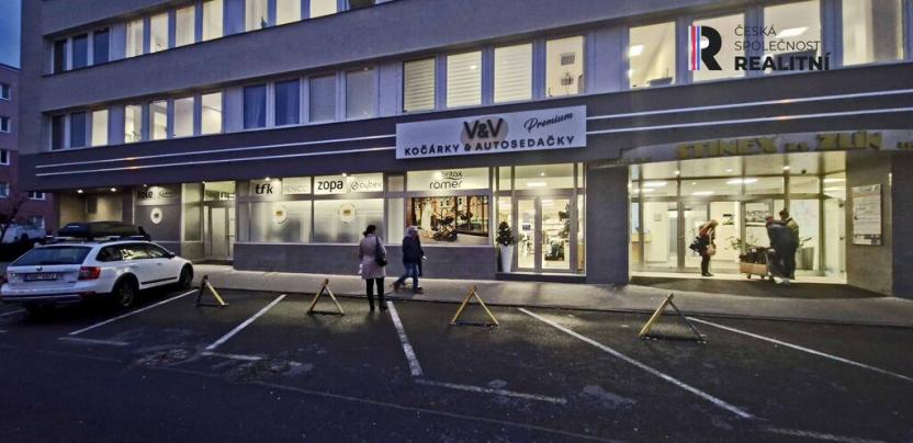 Pronájem obchodního prostoru, Zlín, Kvítková, 314 m2