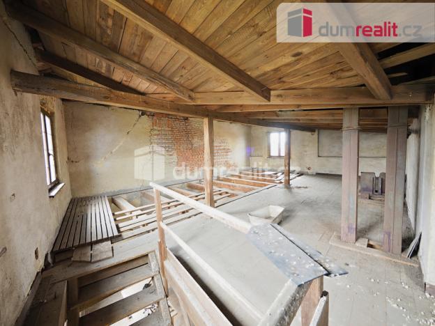 Prodej výrobních prostor, Mšeno, Boleslavská, 2000 m2