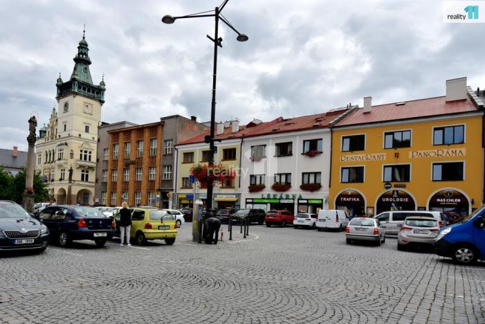 Pronájem kanceláře, Náchod, Masarykovo náměstí, 70 m2