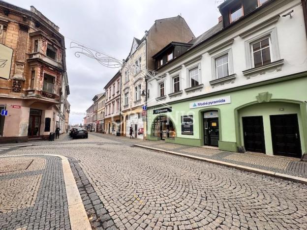 Pronájem kanceláře, Chomutov, Ruská, 180 m2