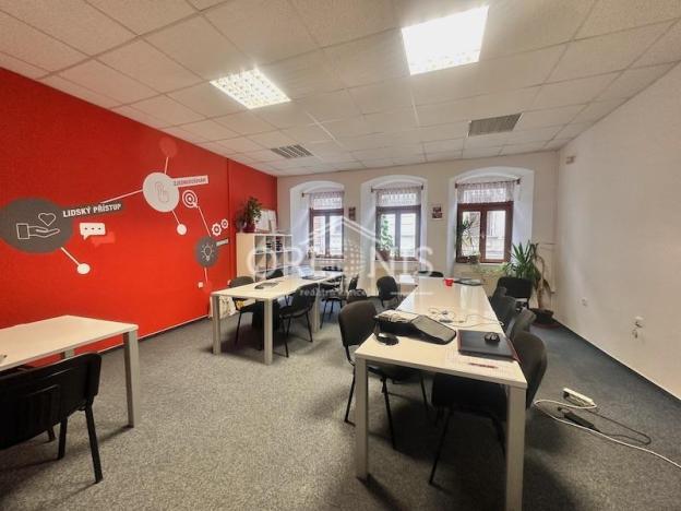 Pronájem kanceláře, Chomutov, Ruská, 180 m2