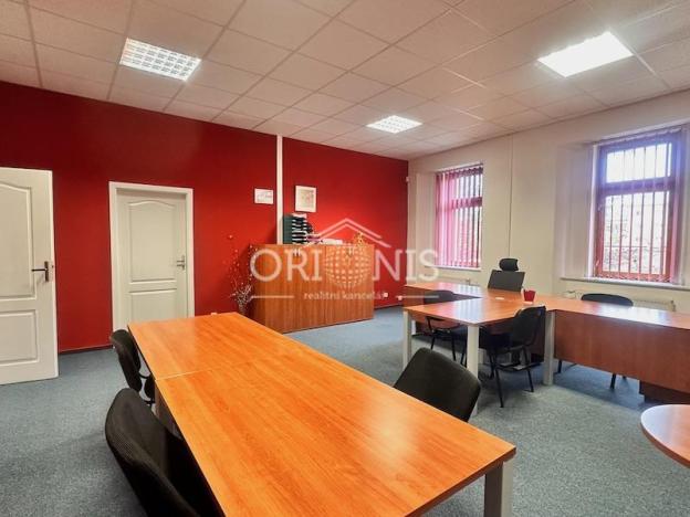 Pronájem kanceláře, Chomutov, Ruská, 180 m2