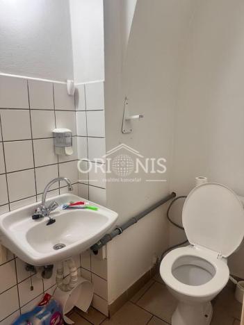 Pronájem kanceláře, Chomutov, Ruská, 180 m2