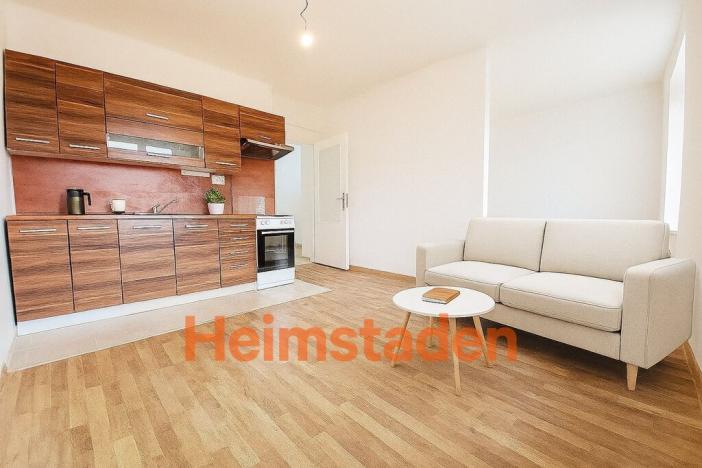 Pronájem bytu 1+kk, Havířov - Město, Nerudova, 38 m2