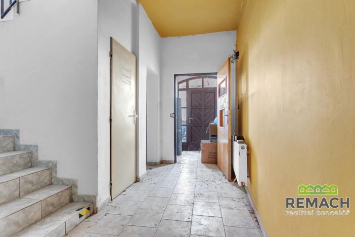 Pronájem obchodního prostoru, Uherské Hradiště, Šromova, 125 m2