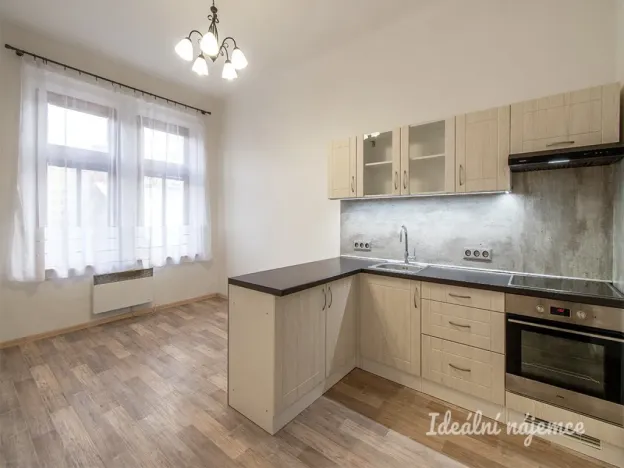 Pronájem bytu 2+kk, Praha - Libeň, Nad Kolčavkou, 39 m2