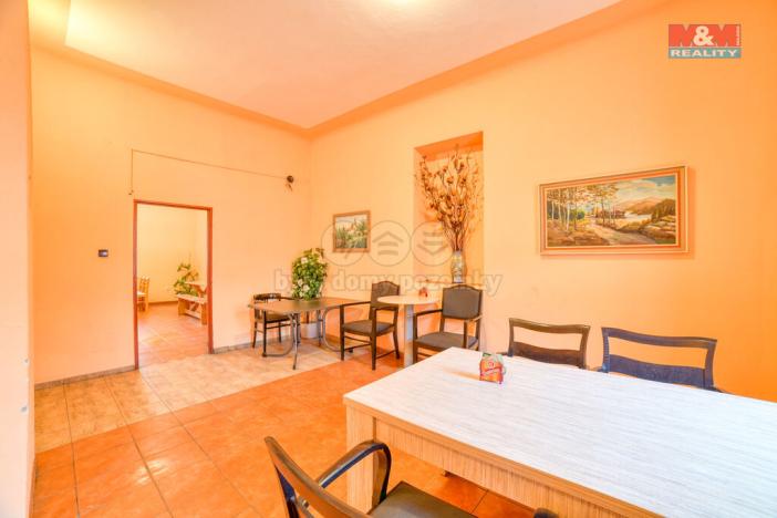 Pronájem restaurace, Cheb, 26. dubna, 100 m2