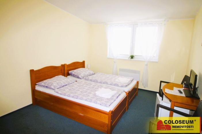 Prodej ubytování, Hevlín, 540 m2