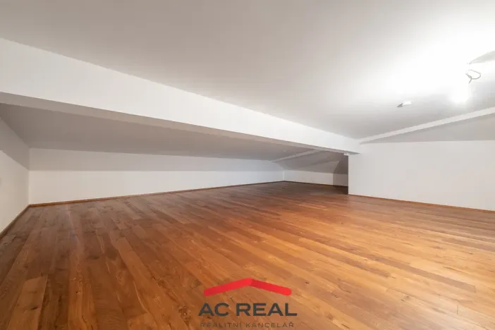 Prodej bytu 4+kk, Vrchlabí - Hořejší Vrchlabí, Horská, 99 m2