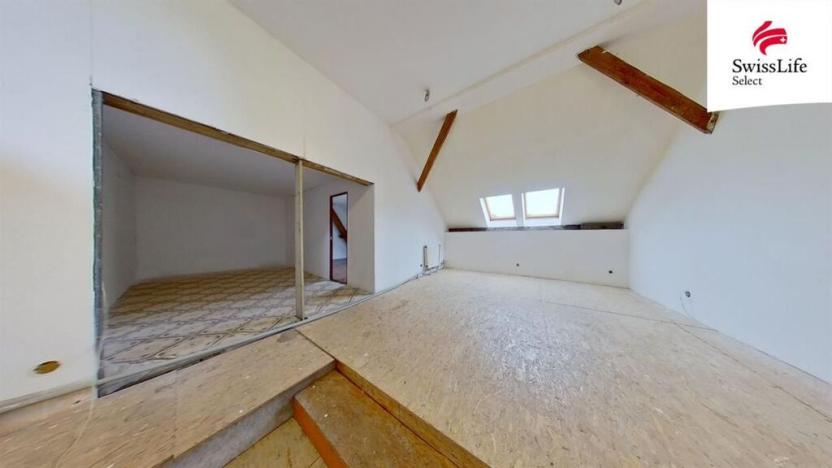 Prodej rodinného domu, Choltice, nám.Sv.Trojice, 174 m2