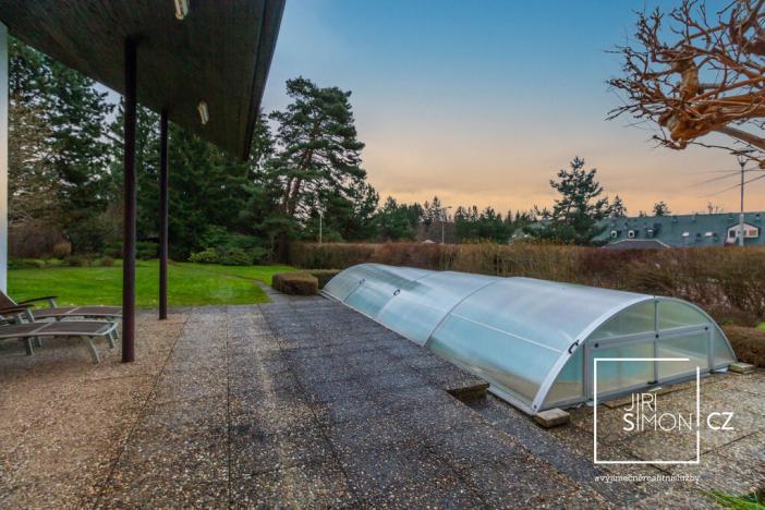 Prodej rodinného domu, Kamenice, Kruhová, 271 m2