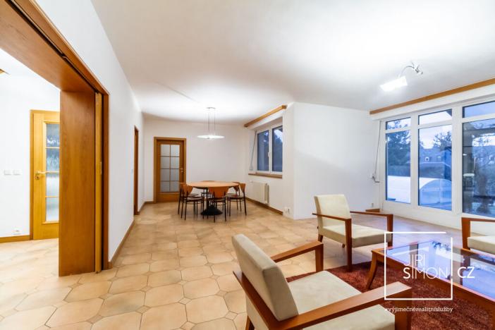 Prodej rodinného domu, Kamenice, Kruhová, 271 m2