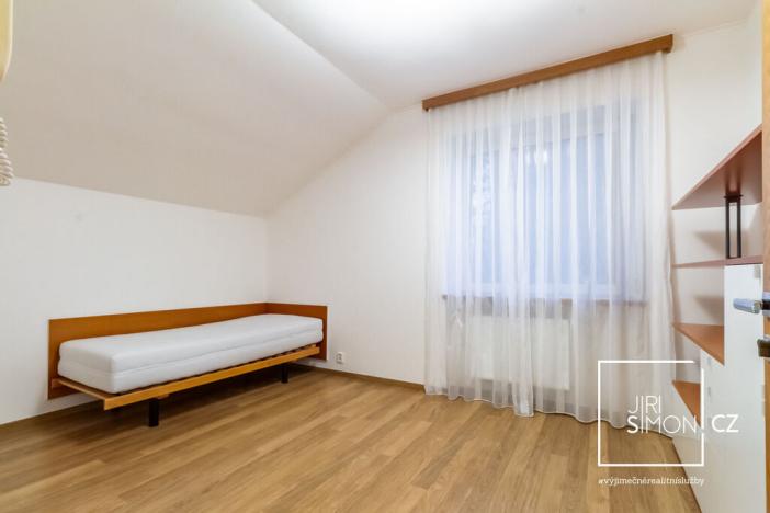 Prodej rodinného domu, Kamenice, Kruhová, 271 m2