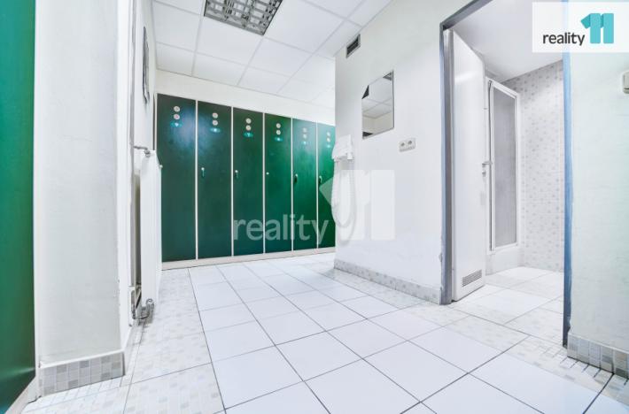 Prodej komerční nemovitosti, Napajedla, 2. května, 4196 m2