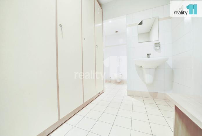 Prodej komerční nemovitosti, Napajedla, 2. května, 4196 m2