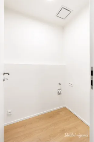 Pronájem bytu 2+kk, Praha - Štěrboholy, K učilišti, 62 m2
