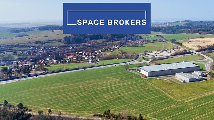 Pronájem skladu, Ostředek, 5672 m2