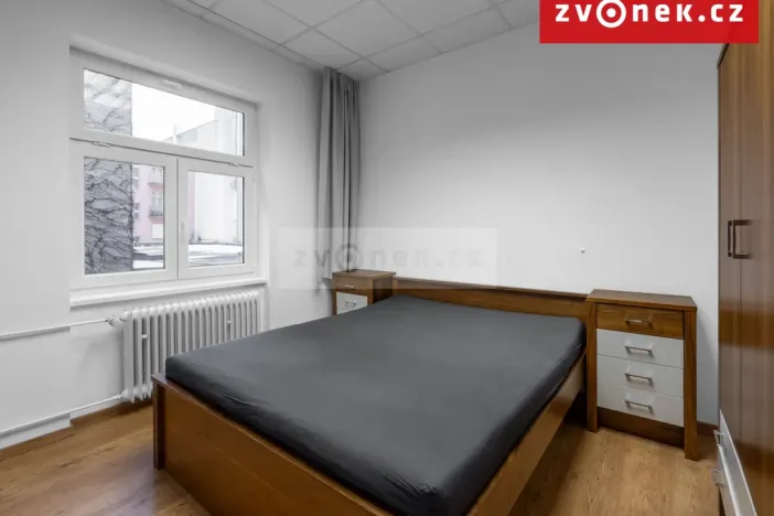 Pronájem bytu 2+kk, Zlín, Dlouhá, 50 m2