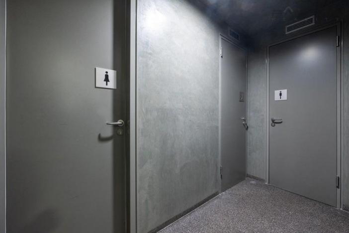 Pronájem kanceláře, Praha - Karlín, Pobřežní, 239 m2