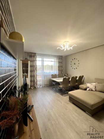 Prodej bytu 3+1, Jesenice, 96 m2