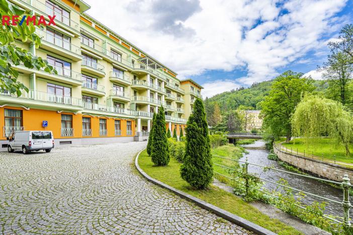 Prodej bytu 3+1, Karlovy Vary, U Imperiálu, 156 m2