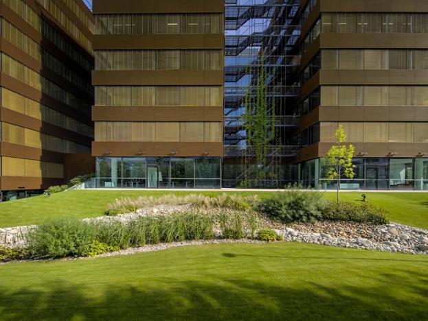 Pronájem kanceláře, Praha - Michle, Vyskočilova, 1321 m2