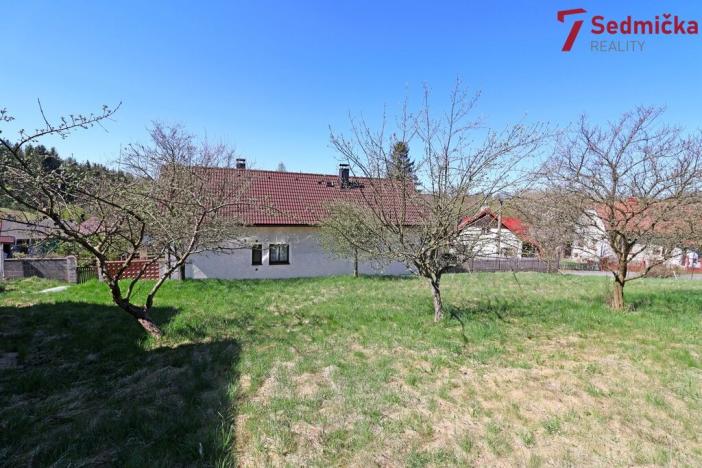 Prodej pozemku pro bydlení, Lhotka, 1080 m2