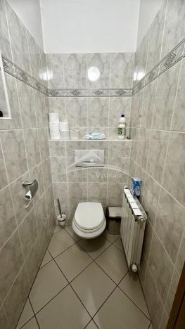 Pronájem obchodního prostoru, Křižanov, Benešovo náměstí, 116 m2